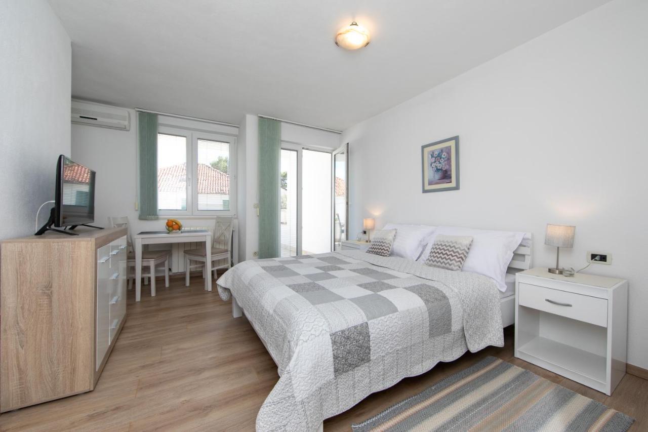 Apartments Villa Mili Brela Extérieur photo