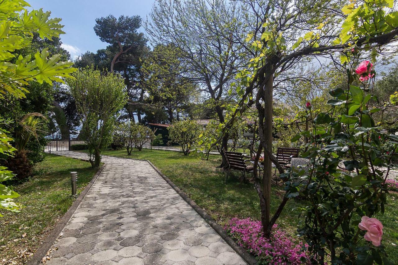 Apartments Villa Mili Brela Extérieur photo